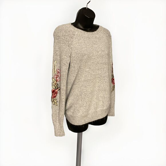 Cloud Chaser Sweater Small Fuzzy Gray Crew Neck Pink Floral Embroidery On Arms - Picture 1 of 7